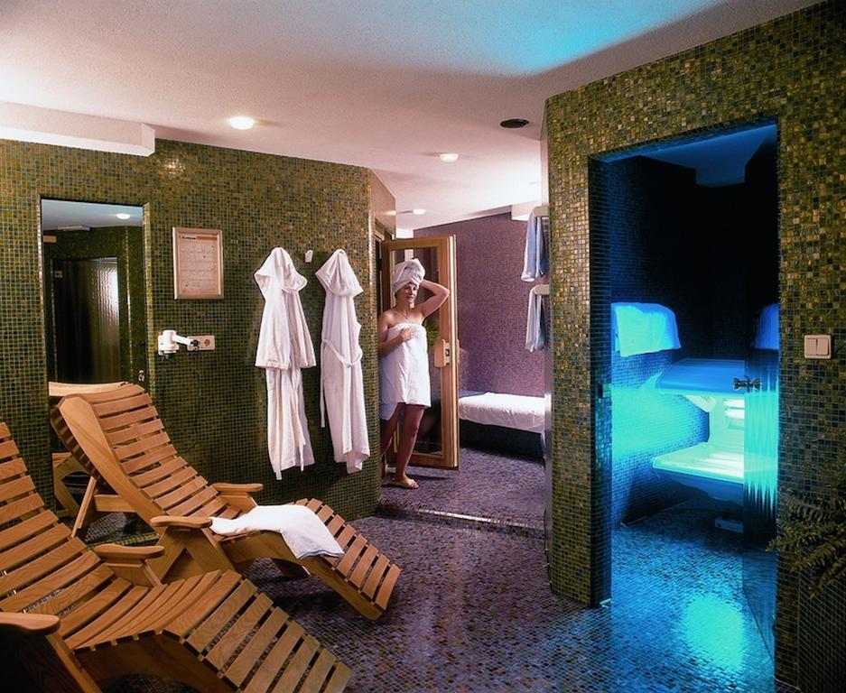 Alpentirolis Hotel Luaran gambar