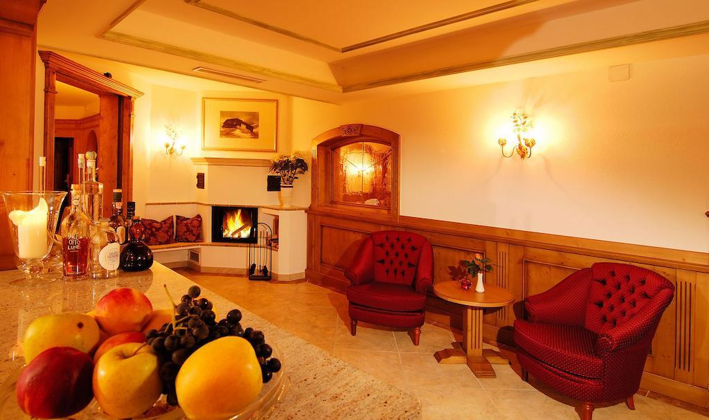 Alpentirolis Hotel Luaran gambar