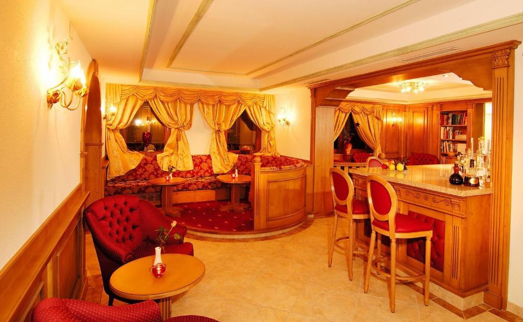 Alpentirolis Hotel Luaran gambar