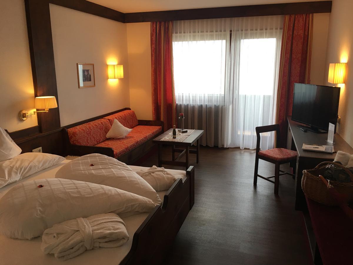 Alpentirolis Hotel Luaran gambar